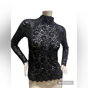 Black Lace Long Sleeve Top